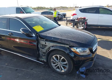 2015 Mercedes-Benz C-Class C 300 из США, поврежденный, VIN 55SWF4KBXFU000644